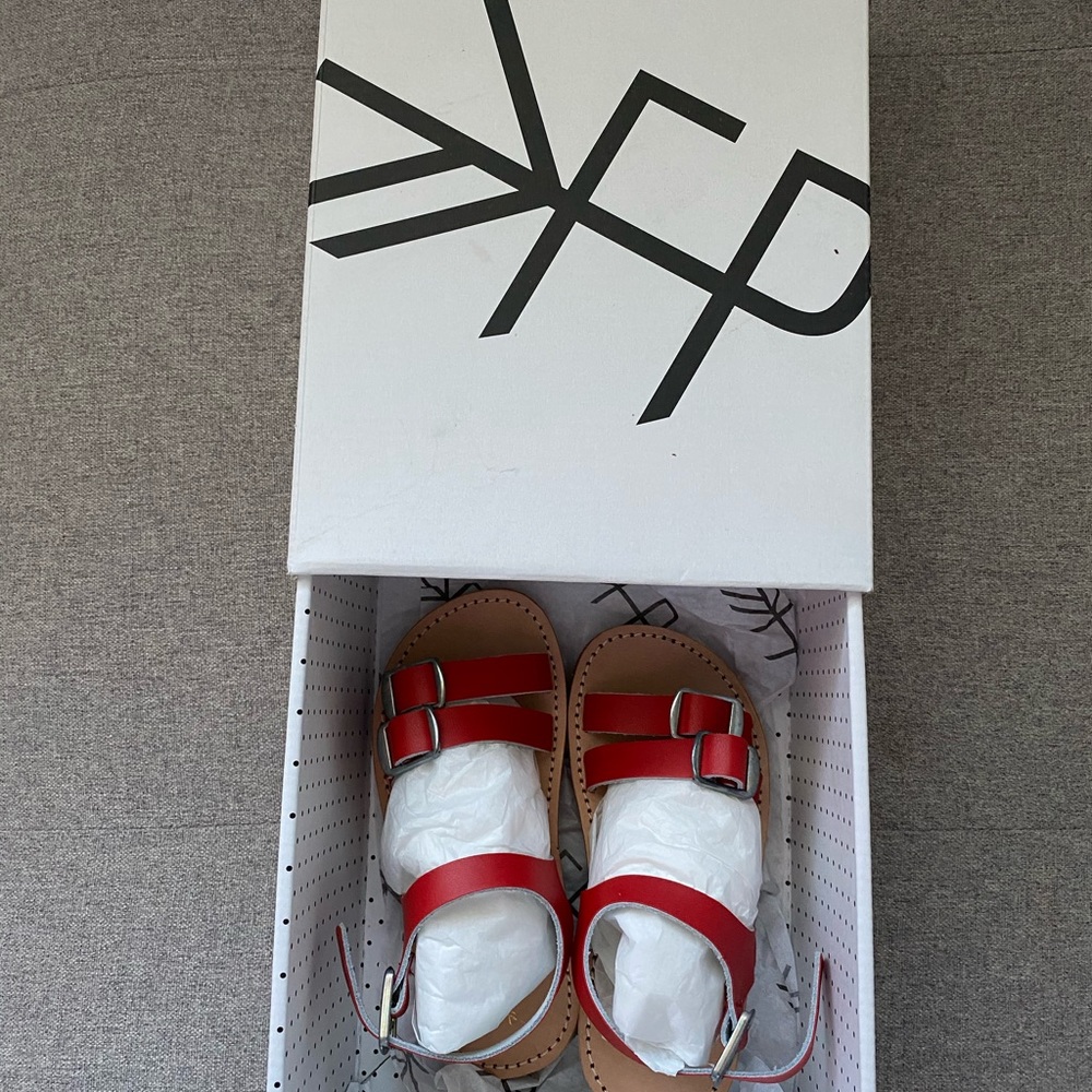 Freshly Picked Toddler sandals